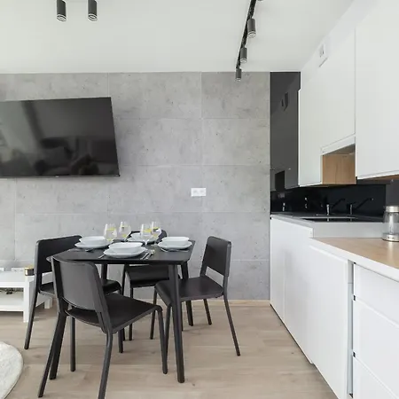 Porta Mare Blisko Plazy Z Klimatyzacja I Parkingiem By Rent Like 아파트 *